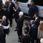 Foto Nicoloro G.   30/05/2023   Faenza (RA)   Tappa a Faenza del presidente Sergio Mattarella nel giro di visite alle zone alluvionate della Romagna. nella foto il presidente Sergio Mattarella saluta la folla accorsa per vederlo.