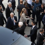 Foto Nicoloro G.   30/05/2023   Faenza (RA)   Tappa a Faenza del presidente Sergio Mattarella nel giro di visite alle zone alluvionate della Romagna. nella foto il presidente Sergio Mattarella saluta la folla accorsa per vederlo.