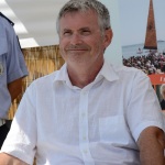 Foto Nicoloro G.   15/08/2019  Cervia ( Ra )   27° edizione di ' Cervia, la spiaggia ama il libro ' con il tradizionale sbarco degli scrittori dalle imbarcazioni storiche. nella foto lo scrittore Davide Gnola.