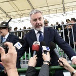 Foto Nicoloro G.   08/05/2022   Rimini  Giornata conclusiva della 93° Adunata Nazionale Alpini che culmina con la sfilata generale davanti alle autorita' militari e civili e una folla di spettatori. nella foto il ministro Lorenzo Guerini.