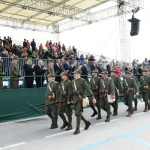 Foto Nicoloro G.   08/05/2022   Rimini  Giornata conclusiva della 93° Adunata Nazionale Alpini che culmina con la sfilata generale 
davanti alle autorita' militari e civili e una folla di spettatori. nella foto alpini con divise storiche dell Prima Guerra Mondiale.