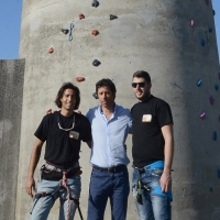 Foto Nicoloro G. 14/07/2017 Ravenna Inaugurata la torre di arrampicata che con i suoi 32 metri e\' la piu\' alta d\' Italia. nella foto al centro, tra due soci dell\' Associazione Sportiva RGF, l\' assessore Roberto Fagnani che ha inaugurato la torre d\' arrampicata.