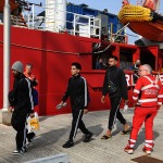 Foto Nicoloro G.   15/10/2024   Ravenna   E\' approdata nel porto di Ravenna la nave ong Ocean Viking con a bordo 47 migranti dei quali 33 sono uomini, 4 donne e 10 minori dei quali 7 non accompagnati. In particolare 18 provengono dall\' Egitto, 3 dal Pakistan, 13 dalla Siria e 13 dal Bangladesh. Una volta compiuti i controlli di rito tutti i migranti resteranno in Emilia-Romagna e ripartiti tra diverse citta\' della regione. nella foto  un momento dello sbarco dei migranti.