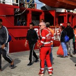 Foto Nicoloro G.   15/10/2024   Ravenna   E\' approdata nel porto di Ravenna la nave ong Ocean Viking con a bordo 47 migranti dei quali 33 sono uomini, 4 donne e 10 minori dei quali 7 non accompagnati. In particolare 18 provengono dall\' Egitto, 3 dal Pakistan, 13 dalla Siria e 13 dal Bangladesh. Una volta compiuti i controlli di rito tutti i migranti resteranno in Emilia-Romagna e ripartiti tra diverse citta\' della regione. nella foto  un momento dello sbarco dei migranti.