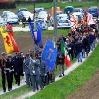 Foto Nicoloro G. 11/04/2012 Ravenna Celebrazioni per il cinquecentenario della Battaglia di Ravenna, combattuta l' 11/04/1512, giorno di Pasqua, tra l' esercito Francese e l' esercito della Lega Santa ( spagnoli, pontifici e veneziani ) per il possesso dell' Italia. L' importanza storica di quella sanguinosa battaglia e' nella svolta che ebbe l' arte militare in quanto fu l' ultima battaglia in cui la cavalleria svolse un ruolo di rilevante importanza e la prima battaglia in cui l' artiglieria si rivelo' risolutiva per l' esito dello scontro. nella foto Il corteo per le celebrazioni