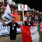 Foto Nicoloro G.   02/09/2024   Ravenna   Cerimonia di apertura della 14esima edizione del Campionato mondiale di Dragon Boat. E\' una competizione di origini cinersi che vede la partecipazione di 172 squadre provenienti da 32 nazioni con oltre settemila atleti per quasi 500 gare. il programma prevede gare di 200 mt., 500 mt. e 2 km. su imbarcazioni di lunghezza variabile da 8 a oltre 18 metri. nella foto il passaggio della delegazione dell\' Italia.