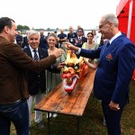 Foto Nicoloro G.   02/09/2024   Ravenna   Cerimonia di apertura della 14esima edizione del Campionato mondiale di Dragon Boat. E\' una competizione di origini cinersi che vede la partecipazione di 172 squadre provenienti da 32 nazioni con oltre settemila atleti per quasi 500 gare. il programma prevede gare di 200 mt., 500 mt. e 2 km. su imbarcazioni di lunghezza variabile da 8 a oltre 18 metri. nella foto da sinistra l\' assessore Giacomo Costantini, Antonio De Lucia, presidente nazionale Dragon Boat e Claudio Schermi preidente internazionale Dragon Boat.