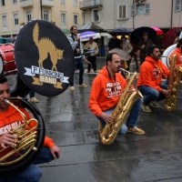 Foto Nicoloro G.  02/05/2014  Rimini     Aperta ufficialmente la tre giorni organizzata dalla CGIL \" Giornate del Lavoro \" tra incontri, concerti, dibattiti, idee. nella foto la P Funking Band che in apertura della manifestazione ha attraversato il centro di Rimini con una esibizione molto applaudita.