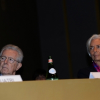 Foto Nicoloro G.  09/12/2014    Milano    Inaugurazione dell' Anno Accademico 2014-2015 dell' Università Bocconi. nella foto il  presidente Bocconi Mario Monti e il direttore generale del FMI