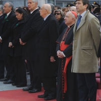 Foto Nicoloro G. 21/03/2011 Milano Inaugurazione alla presenza del Capo dello Stato della nuova sede della Regione Lombardia. nella foto Giorgio Napolitano e Dionigi Tettamanzi con le altre autorità