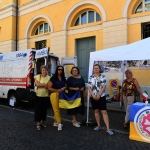 Foto Nicoloro G.   14/07/2024   Ravenna   Esposta in piazza a Ravenna l\' ambulanza mitragliata dai russi a Kharkiv.  nella foto un gruppo di donne ucraine che vivono a Ravenna. 