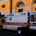 Foto Nicoloro G.   14/07/2024   Ravenna   Esposta in piazza a Ravenna l\' ambulanza mitragliata dai russi a Kharkiv. nella foto l\'autoambulanza mitragliata.