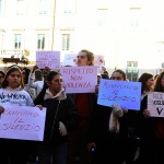 Foto Nicoloro G.   23/11/2024   Ravenna   In occasione della giornata internazionale per l' eliminazione della violenza contro le donne si e' svolto un corteo che ha attraversato le vie della citta. nella foto manifestanti lungo il corteo.