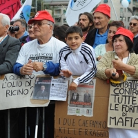 Foto Nicoloro G.  16/10/2010 Roma  Manifestazione nazionale Fiom-CGIL con cortei e comizio finale in piazza San Giovanni. nella foto Manifestanti in piazza San Giovanni