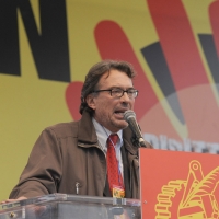 Foto Nicoloro G.  16/10/2010 Roma  Manifestazione nazionale Fiom-CGIL con cortei e comizio finale in piazza San Giovanni. nella foto Giorgio Cremaschi