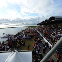 Foto Nicoloro G.  02/09/2014   Ravenna   Nona edizione dell' IDBF,  Campionati Mondiali per club di di Dragon Boat. Partecipano 27 nazioni, 5300 atleti, 129 club che gareggeranno nelle tre categorie Open maschili, femminili e misti. nella foto una folla straripante sulle tribune.