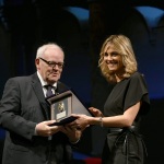 Foto Nicoloro G.   23/11/2019   Ravenna    48° edizione del ' Premio Guidarello per il giornalismo d' autore ' organizzato da Confindustria Romagna. nella foto la giornalista Francesca Fialdini premiata dallo scrittore Franco Gabici.