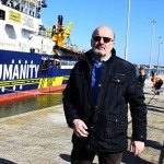 Foto Nicoloro G.   02/03/2025   Ravenna   E' approdata nel porto di Ravenna la nave ong Humanity 1 con a bordo 71 migranti quasi tutti provenienti dall' Eritrea e dall' Etiopia. 20 sono i minori non accompagnati e molte donne tra le quali una con un bimbo di 5 anni. nella foto il prefetto Raffaele Ricciardi.