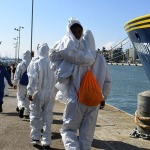 Foto Nicoloro G.   02/03/2025   Ravenna   E' approdata nel porto di Ravenna la nave ong Humanity 1 con a bordo 71 migranti quasi tutti provenienti dall' Eritrea e dall' Etiopia. 20 sono i minori non accompagnati e molte le donne tra le quali una con un bimbo di 5 anni. nella foto un momento dello sbarco.