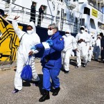 Foto Nicoloro G.   02/03/2025   Ravenna   E' approdata nel porto di Ravenna la nave ong Humanity 1 con a bordo 71 migranti quasi tutti provenienti dall' Eritrea e dall' Etiopia. 20 sono i minori non accompagnati e molte le donne tra le quali una con un bimbo di 5 anni. nella foto un momento dello sbarco.