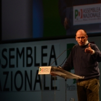 Foto Nicoloro G. 15/12/2013 Milano Prima Assemblea Nazionale del PD dopo le elezioni di Matteo Renzi a segretario. nella foto Enrico Letta  