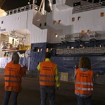 Foto Nicoloro G.   08/08/2024   Ravenna   E\' approdata in piena notte la nave ong Geo Barents di Medici Senza Frontiere con a bordo 73 migranti tra cui tre minori non accompagnati. nella foto l\' arrivo della nave Geo Barents.