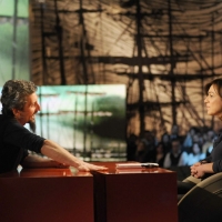 Foto Nicoloro G. 04/03/2011 Milano Trasmissione televisiva su La7 \" Invasioni barbariche \" condotta da Daria Bignardi. nella foto Ascanio Celestini – Daria Bignardi