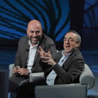 Foto Nicoloro G. 09/04/2011 Milano Trasmissione televisiva su Rai3 " Che tempo che fa " condotta da Fabio Fazio. nella foto Paolo Virzì – Silvio Orlando